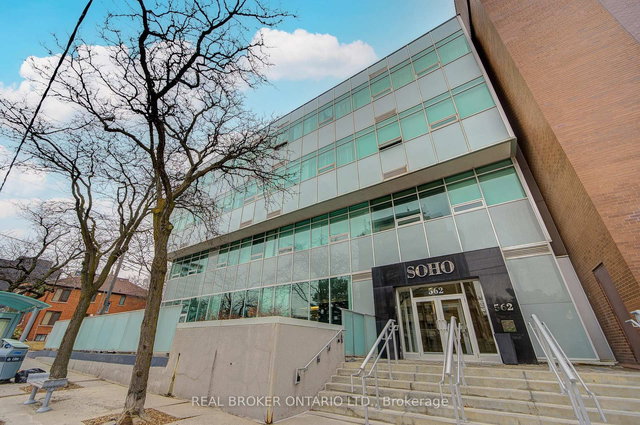 406 - 562 Eglinton Avenue E