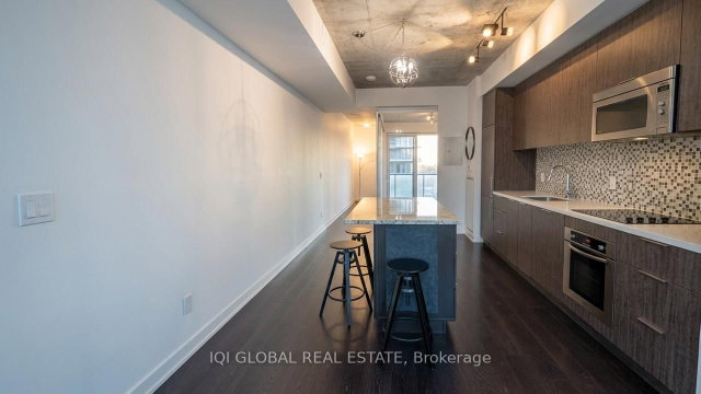 406 - 478 King Street W