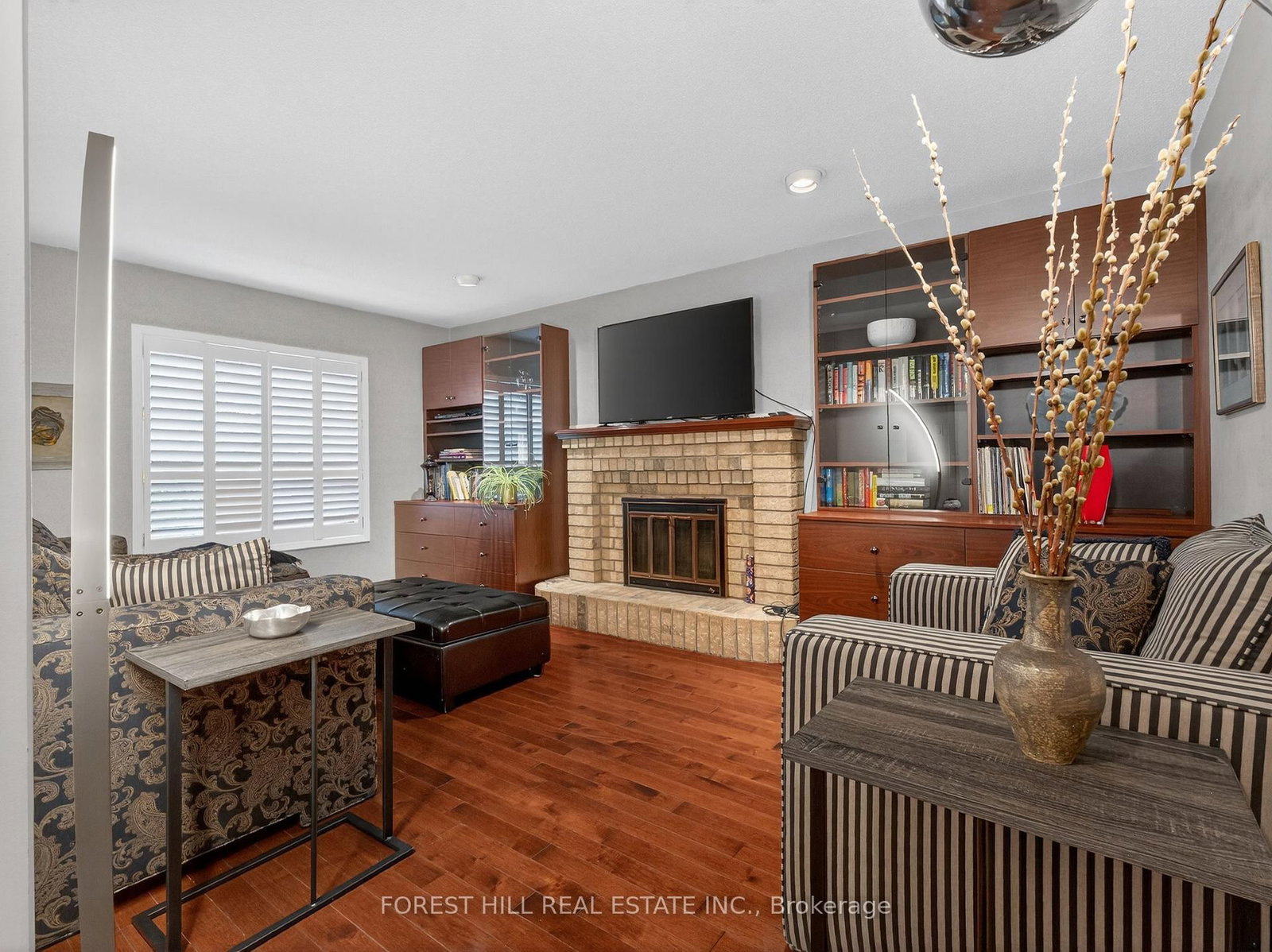 Detached House for sale at 37 Artisan Place, Toronto, Ontario, M2H 3P5 - Hillcrest Village - MLS: C12950948