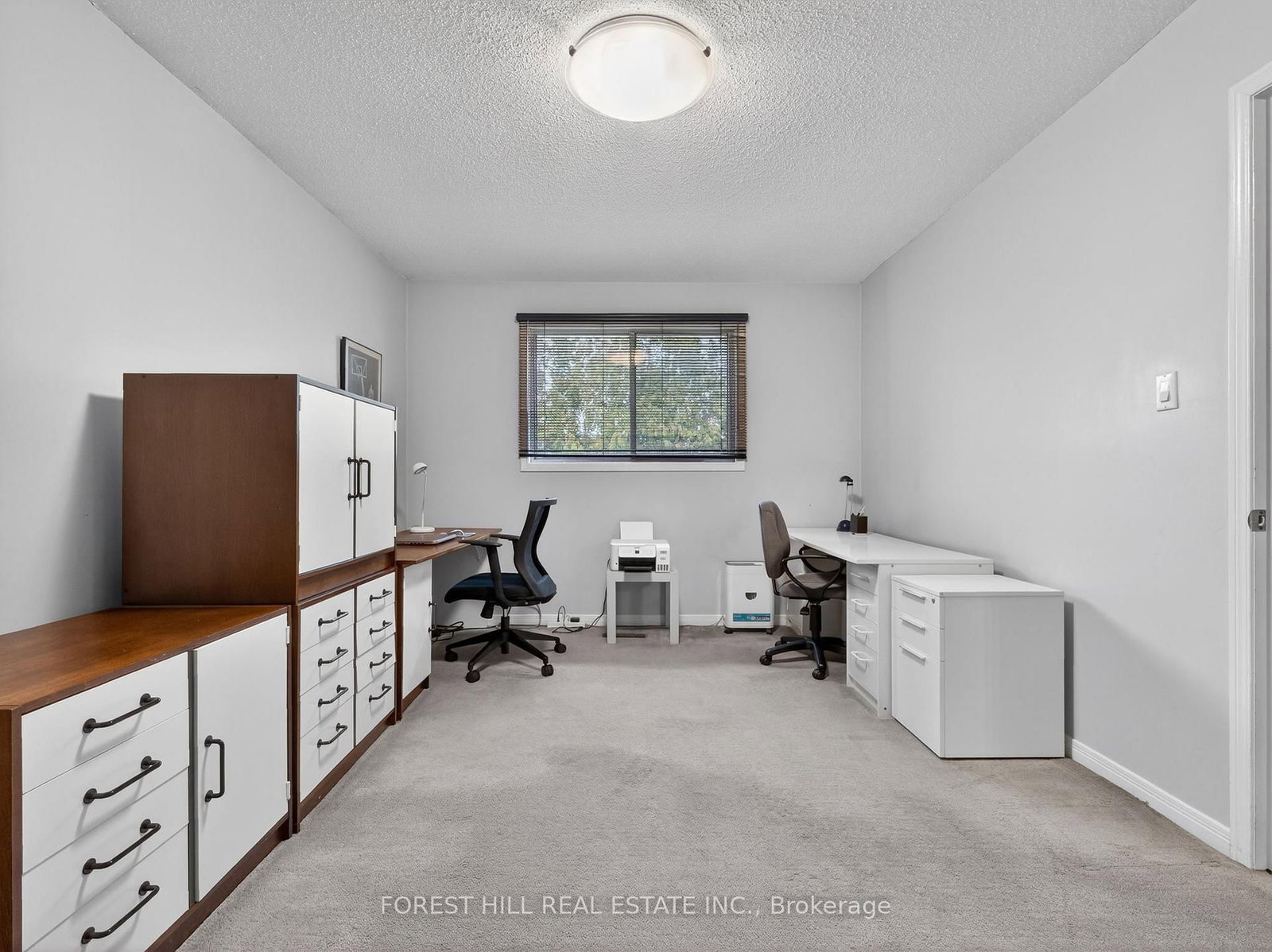 Detached House for sale at 37 Artisan Place, Toronto, Ontario, M2H 3P5 - Hillcrest Village - MLS: C12950948