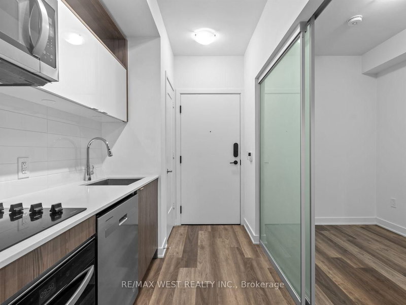 971W - 135 Lower Sherbourne St, Toronto, M5A 1Y4 | Image 2