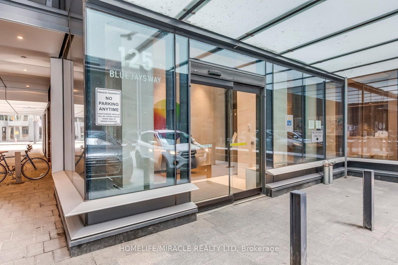 3210 - 125 Blue Jays Way, Toronto, M5V 0N5 | Image 2