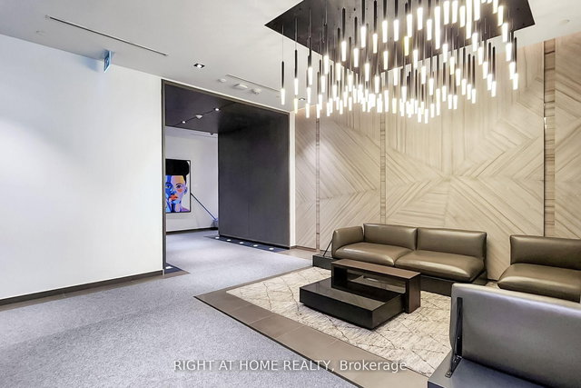 308 - 200 Sackville Street