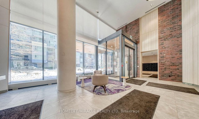311 - 20 Tubman Avenue