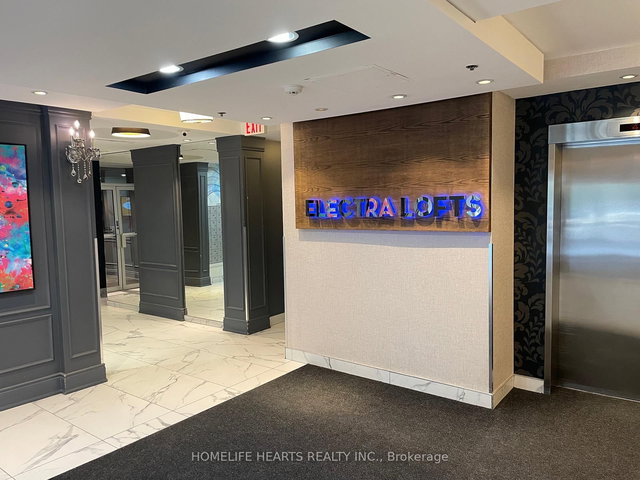 208 - 1029 King Street W