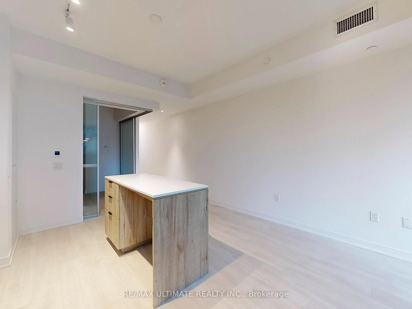 Condo for sale at 117 Broadway Avenue, Toronto, Ontario, M4P 1V3 - Mount Pleasant West - MLS: C12951722