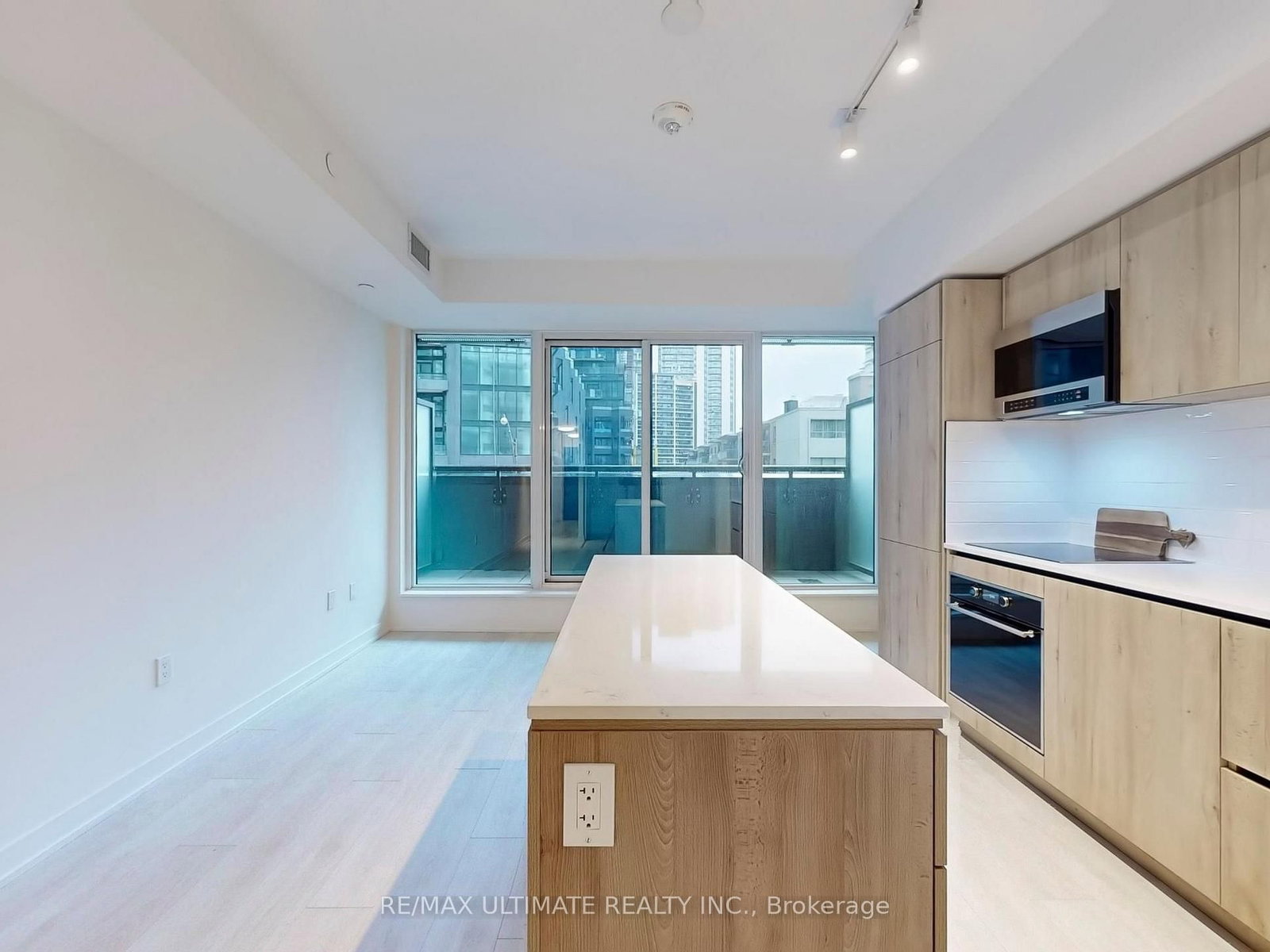 Condo for sale at 117 Broadway Avenue, Toronto, Ontario, M4P 1V3 - Mount Pleasant West - MLS: C12951722