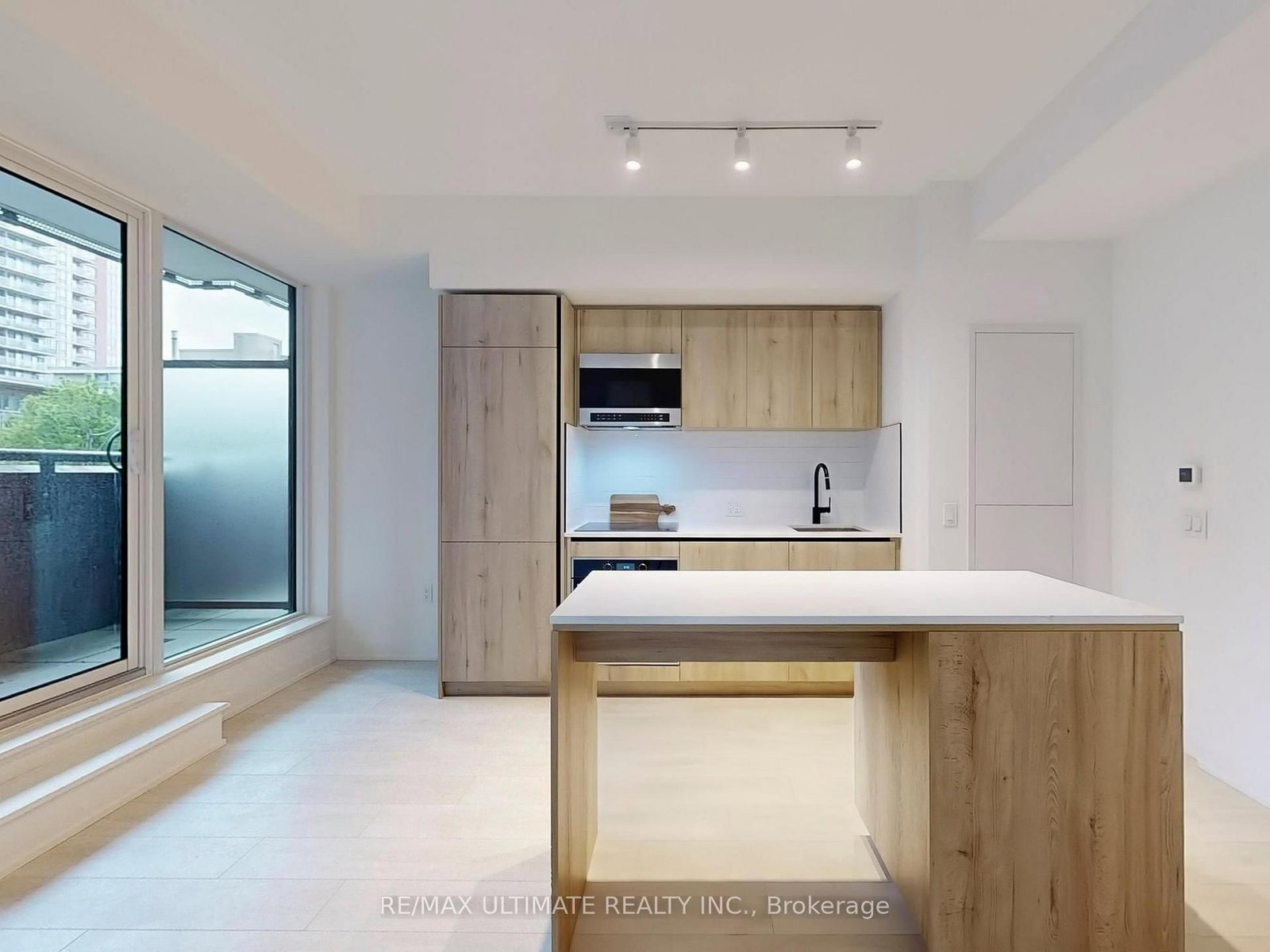 Condo for sale at 117 Broadway Avenue, Toronto, Ontario, M4P 1V3 - Mount Pleasant West - MLS: C12951722