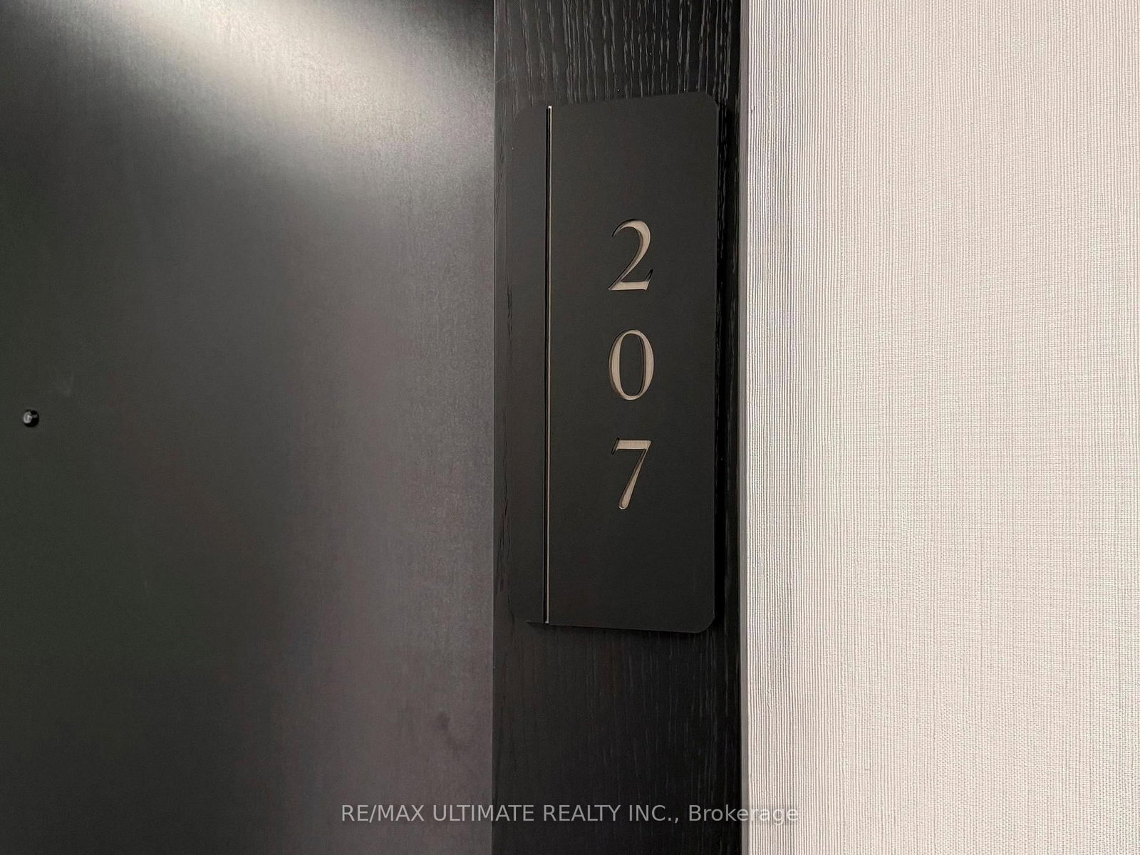 Condo for sale at 117 Broadway Avenue, Toronto, Ontario, M4P 1V3 - Mount Pleasant West - MLS: C12951722