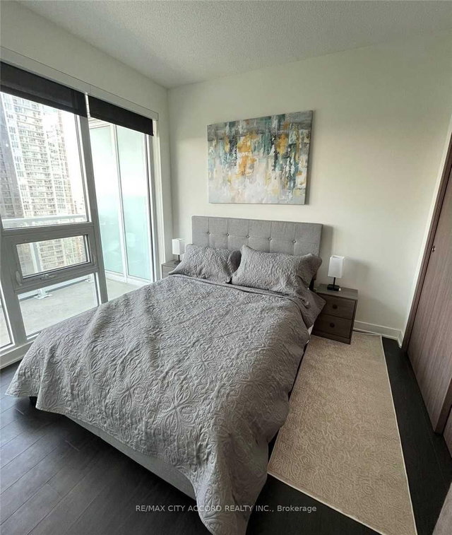 3109 - 17 Bathurst Street