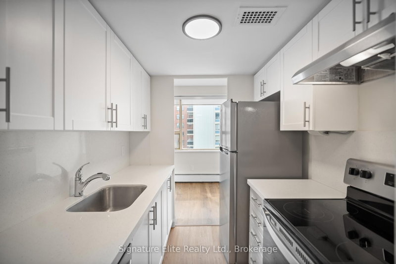 home for lease on 303-250 St Clair Avenue W