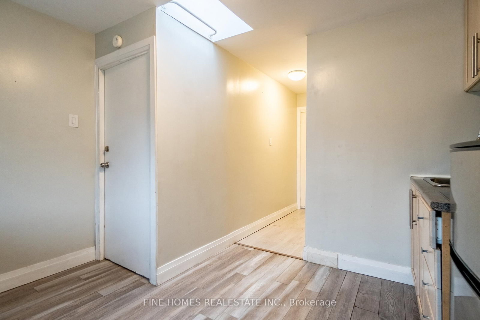 Townhouse for sale at 48 Carr Street, Toronto, Ontario, M5T 1B7 - Kensington-Chinatown - MLS: C12952254