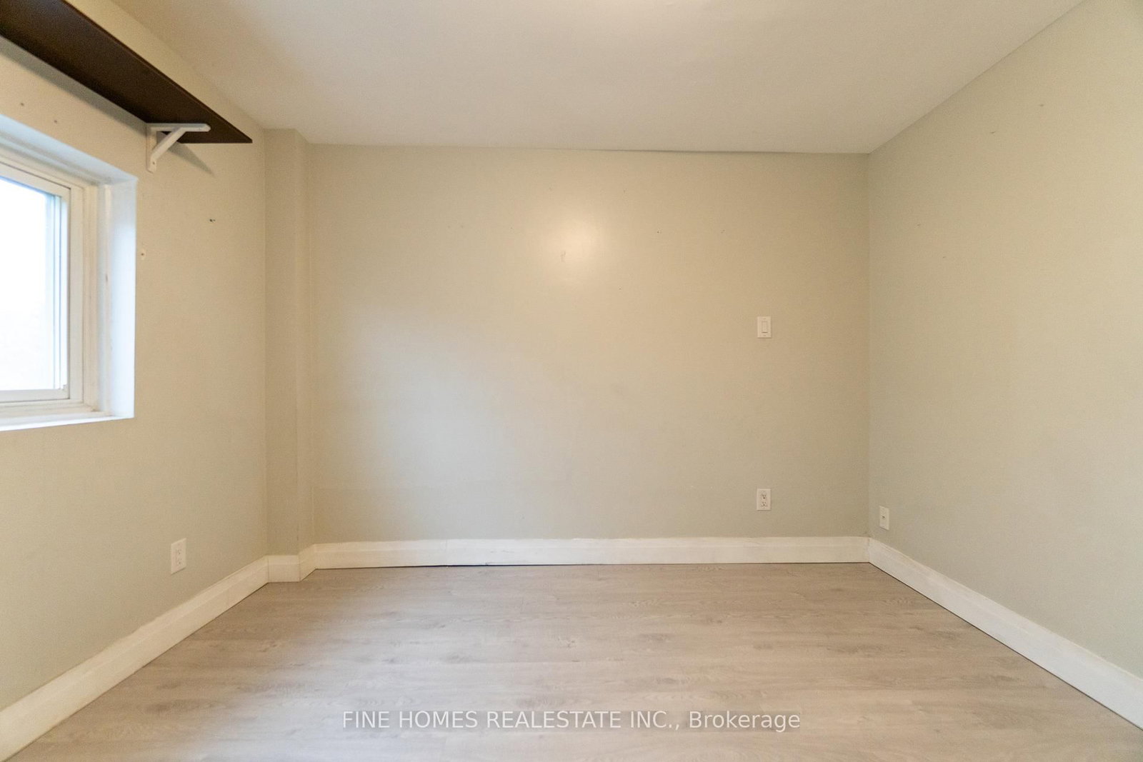 Townhouse for sale at 48 Carr Street, Toronto, Ontario, M5T 1B7 - Kensington-Chinatown - MLS: C12952254