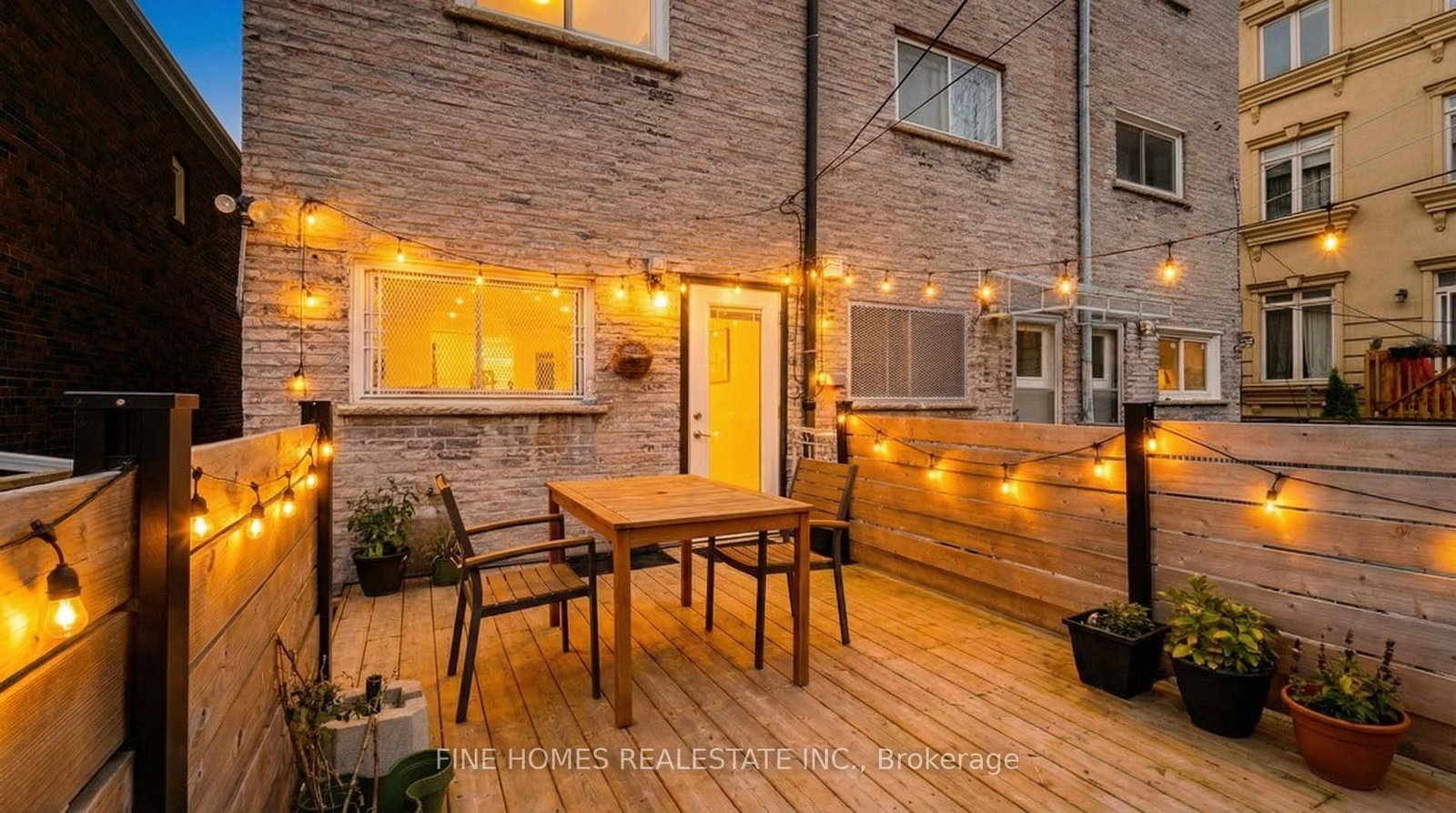 Townhouse for sale at 48 Carr Street, Toronto, Ontario, M5T 1B7 - Kensington-Chinatown - MLS: C12952254