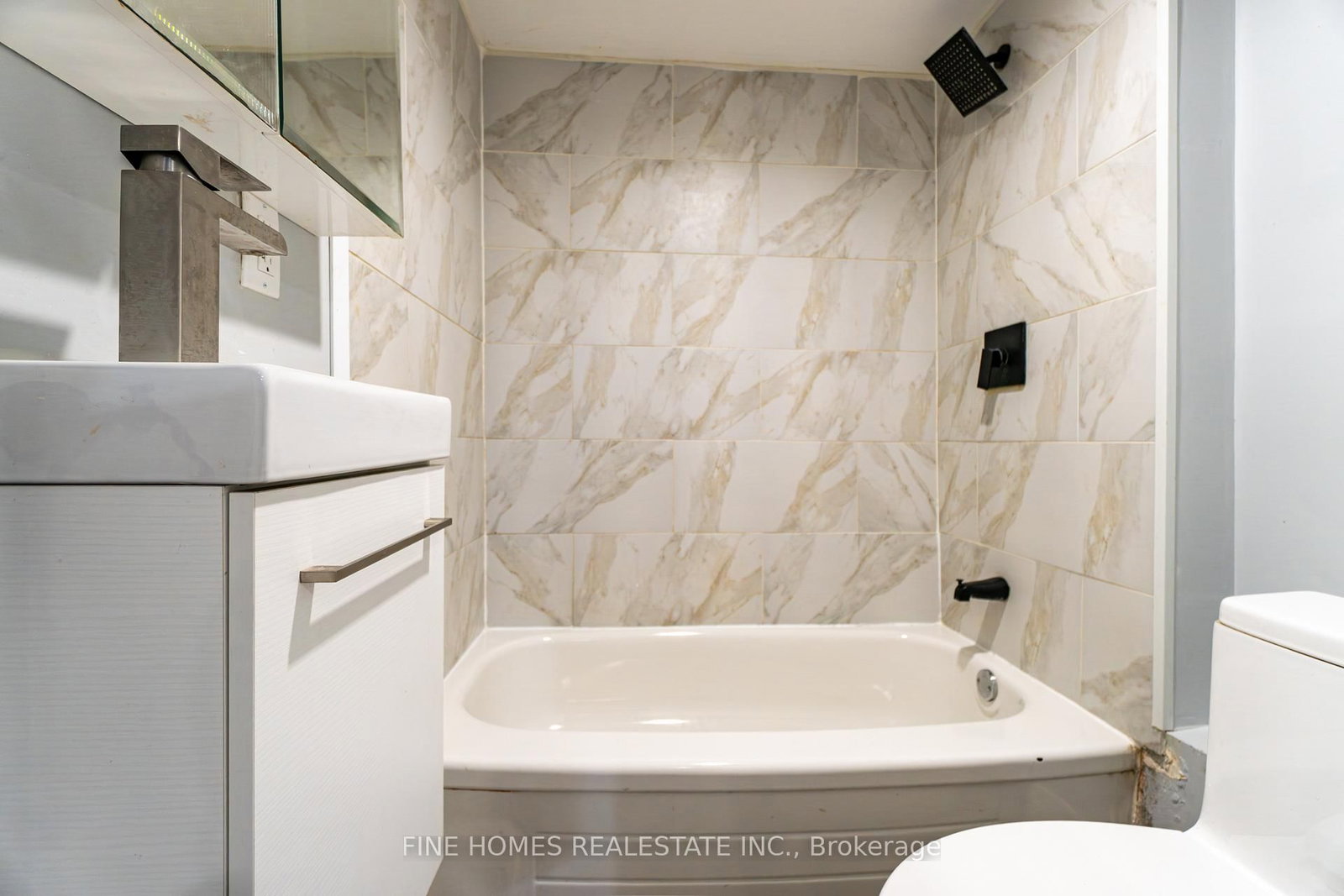 Townhouse for sale at 48 Carr Street, Toronto, Ontario, M5T 1B7 - Kensington-Chinatown - MLS: C12952254