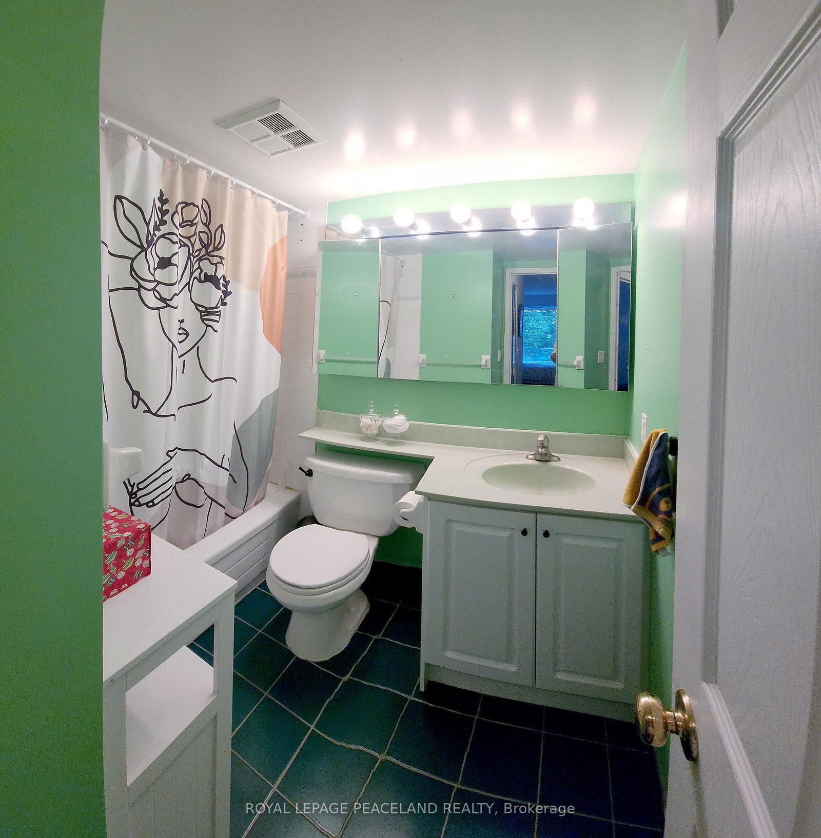 Condo for sale at 409-18 Pemberton Avenue, Toronto, Ontario, M2M 1Y1 - Newtonbrook East - MLS: C12952584