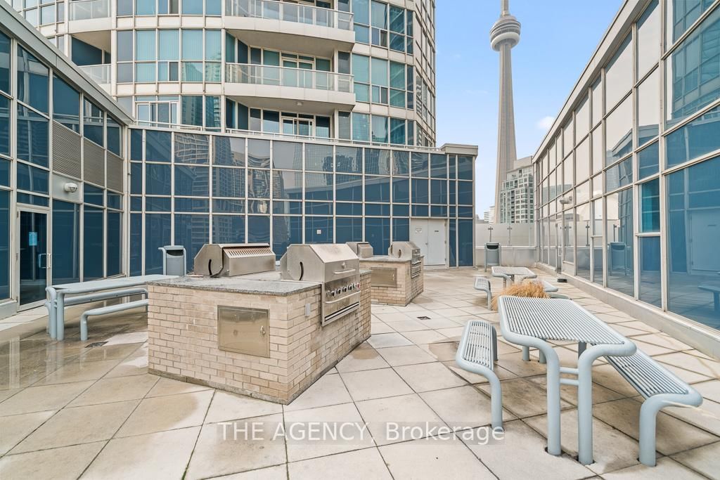 Condo for sale at 2103-218 Queens Quay Boulevard, Toronto, Ontario, M5J 2Y6 - Waterfront Communities C1 - MLS: C12952806