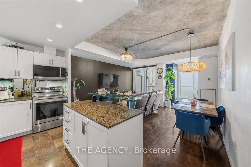 Condo for sale at 2103-218 Queens Quay Boulevard, Toronto, Ontario, M5J 2Y6 - Waterfront Communities C1 - MLS: C12952806