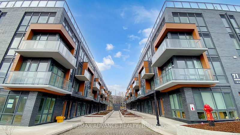 36 - 73 Curlew Dr, Toronto, M3A 0B1 | Image 2