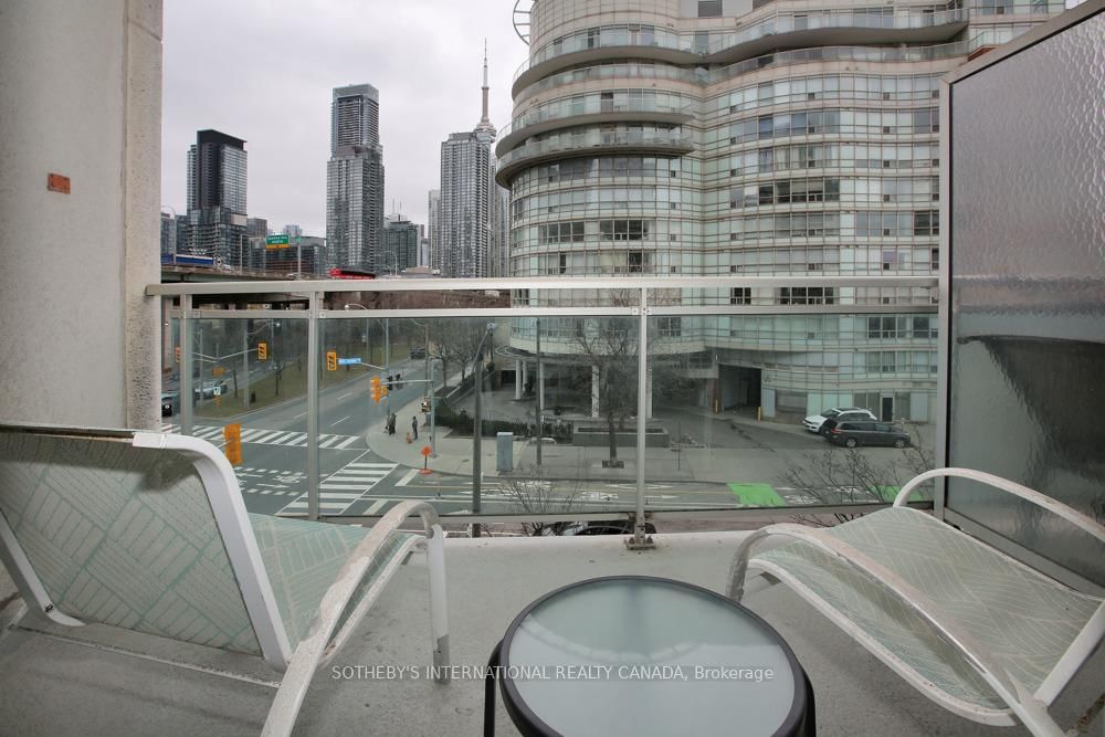 Condo for sale at 505-600 Queens Quay, Toronto, Ontario, M5V 3M3 - Waterfront Communities C1 - MLS: C12953060
