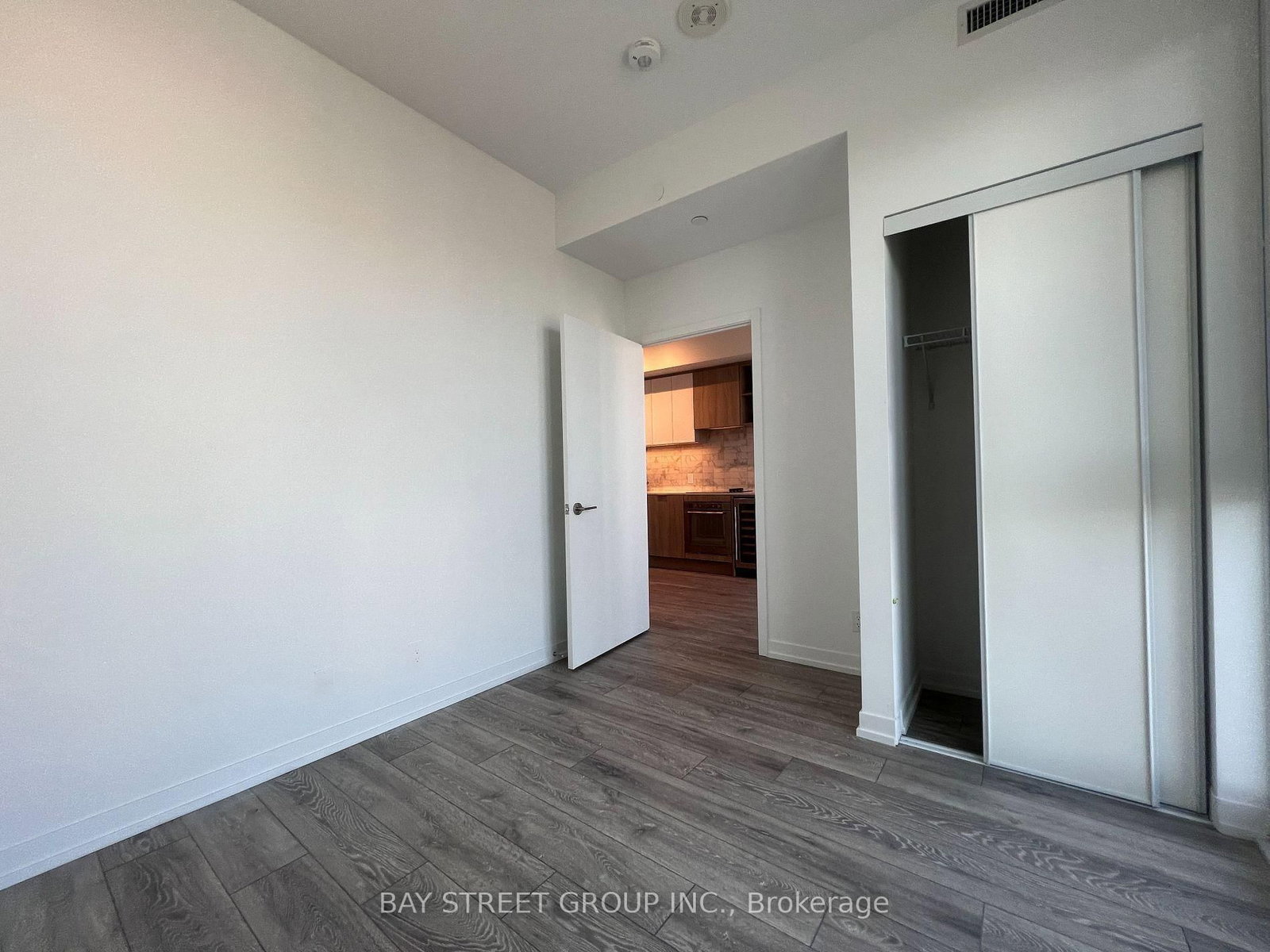 2020 Bathurst Street, Unit 735 - Photo 8