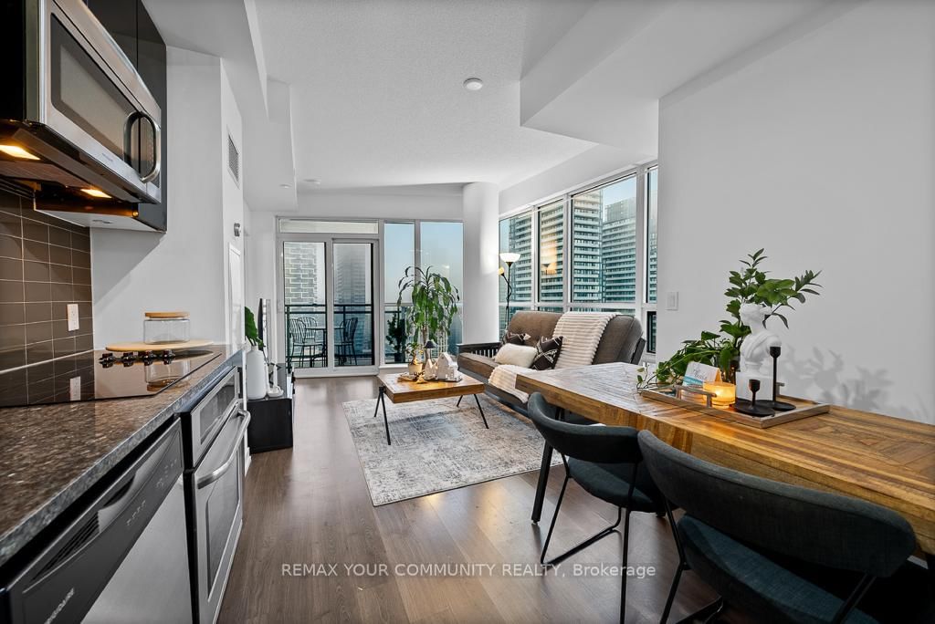 Condo for sale at 2215-98 Lillian Street, Toronto, Ontario, M4S 0A5 - Mount Pleasant West - MLS: C12953836