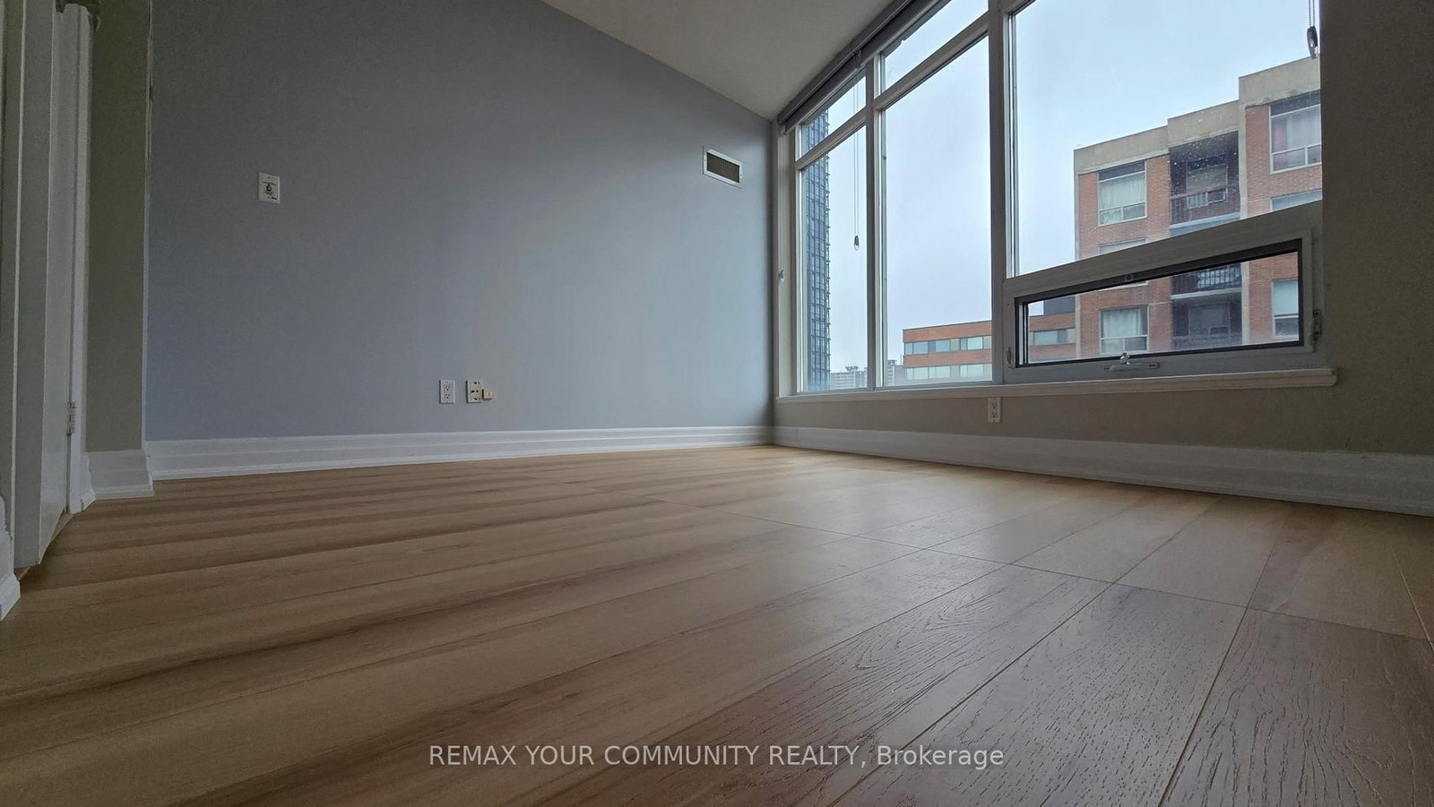 8 Scollard Street, Unit 1201 - Photo 15