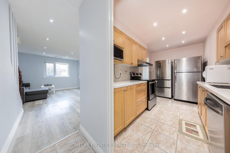 134 - 4005 Don Mills Rd, Toronto, M2H 3J9 | Image 3