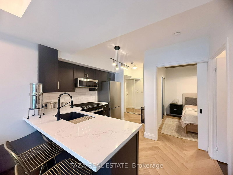 1705 - 10 Navy Wharf Crt, Toronto, M5V 3V2 | Image 2
