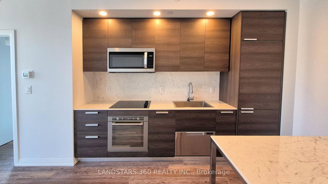 2506 - 75 Canterbury Place