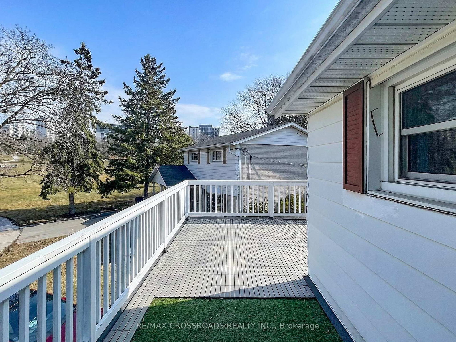 Detached House for sale at 17 Ferbane Place, Toronto, Ontario, M2J 1Y7 - Don Valley Village - MLS: C12954908