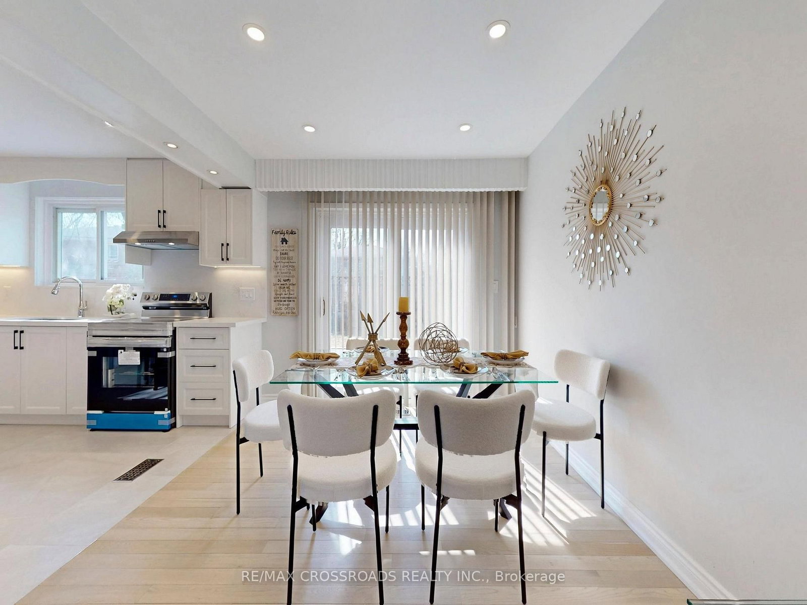 Detached House for sale at 17 Ferbane Place, Toronto, Ontario, M2J 1Y7 - Don Valley Village - MLS: C12954908