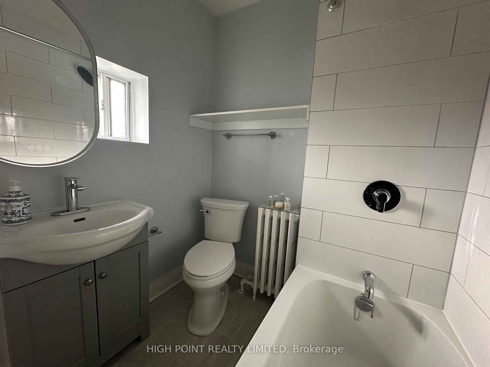 1641 Bayview Avenue, Unit Unit 2 - Photo 12