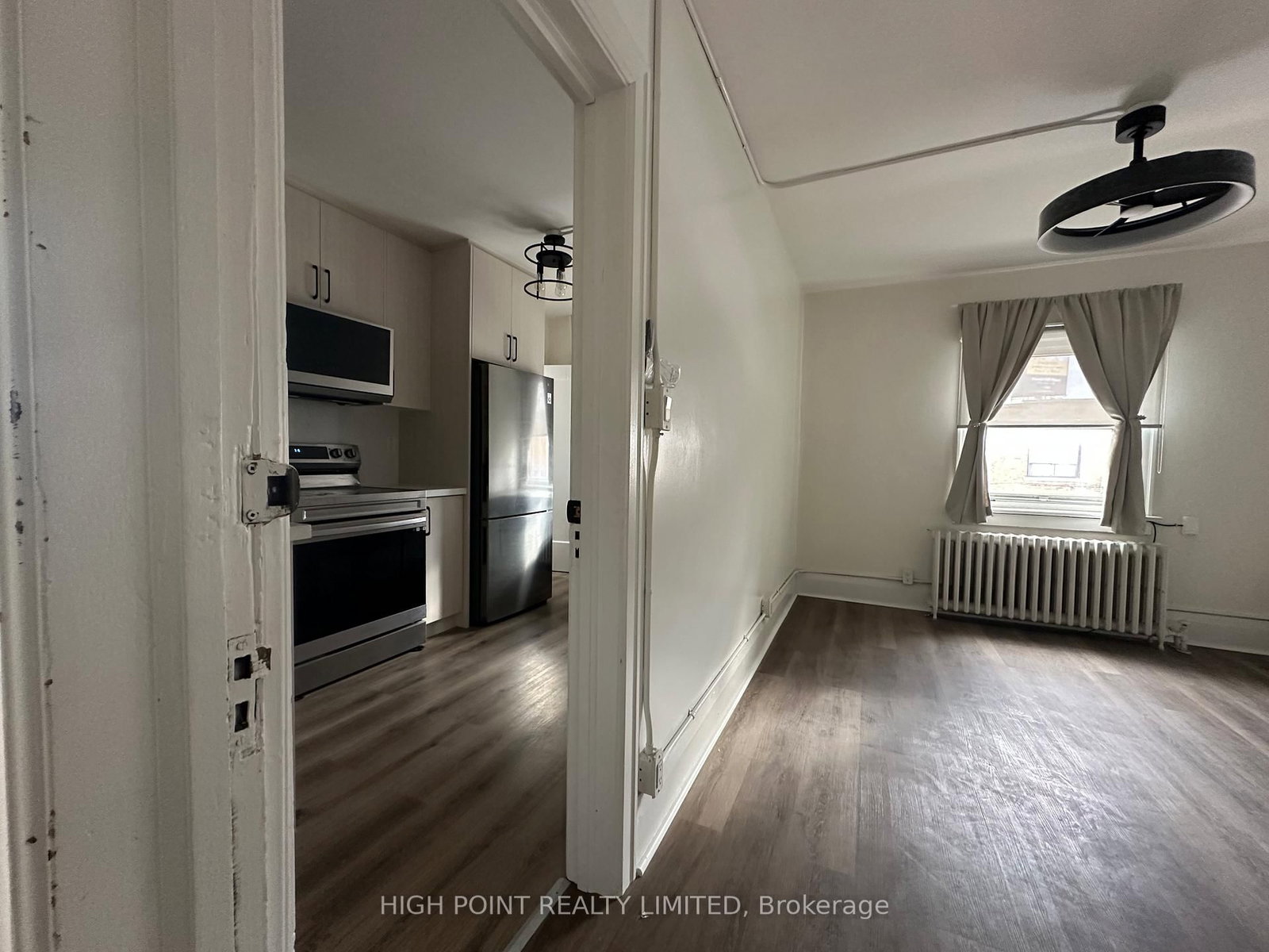 1641 Bayview Avenue, Unit Unit 2 - Photo 4