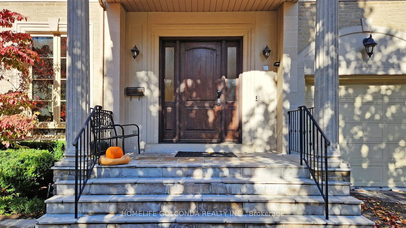 164 Owen Blvd, Toronto, M2P 1G7 | Image 2