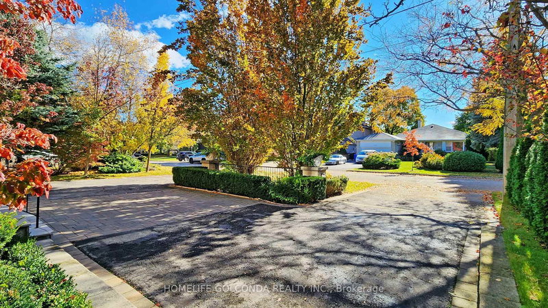 164 Owen Blvd, Toronto, M2P 1G7 | Image 3