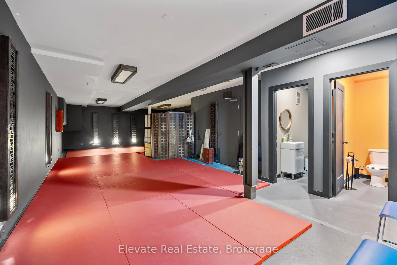 846 College Street - Photo 13