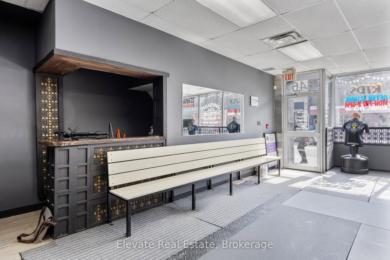 846 College St, Toronto, M6H 1A2 | Image 3
