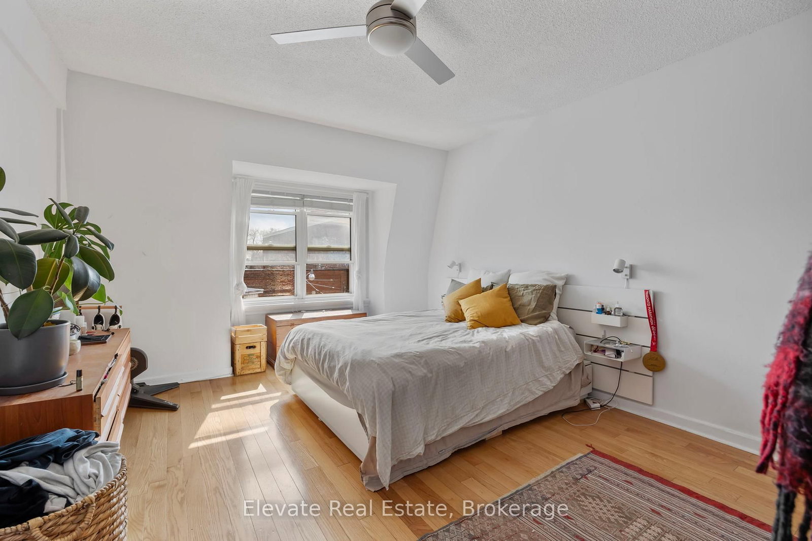 846 College Street - Photo 42