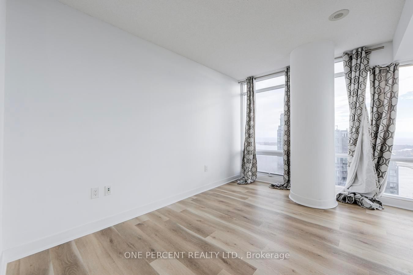 Condo for sale at 5007-25 Telegram Mews, Toronto, Ontario, M5V 3Z1 - Waterfront Communities C1 - MLS: C12955296