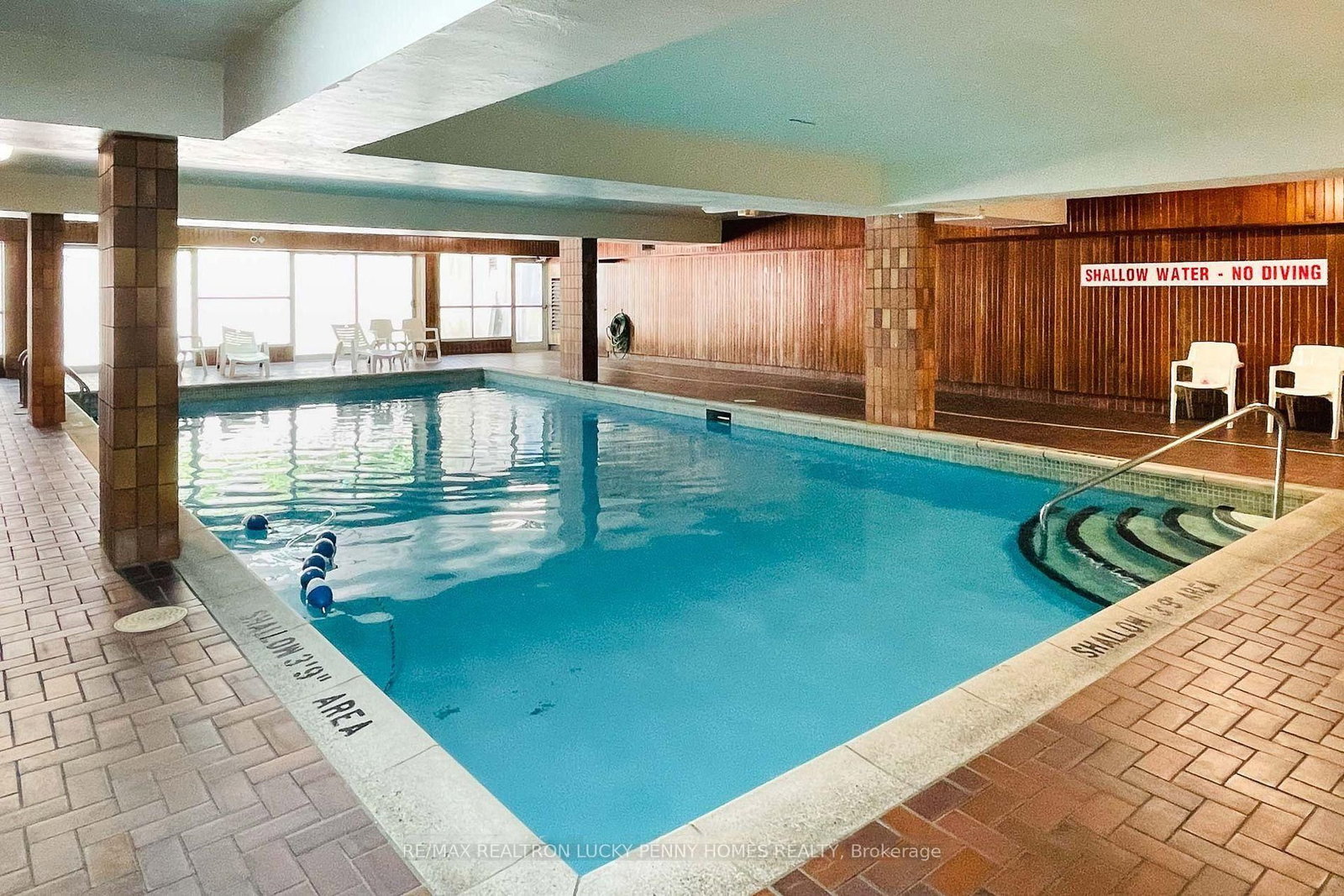 165 Cherokee Boulevard, Unit 229 - Photo 32