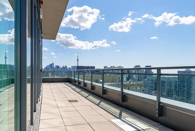 N210 - 1169 Queen Street W