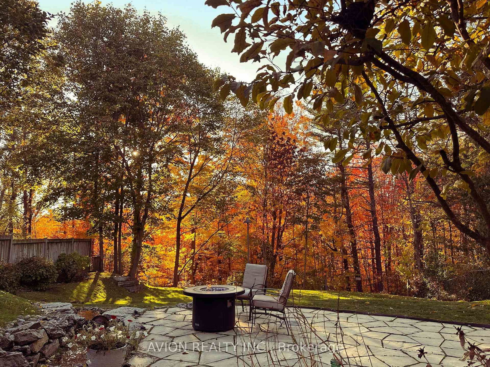 Detached House for sale at 38 Purdon Drive, Toronto, Ontario, M3H 4X1 - Bathurst Manor - MLS: C12956078