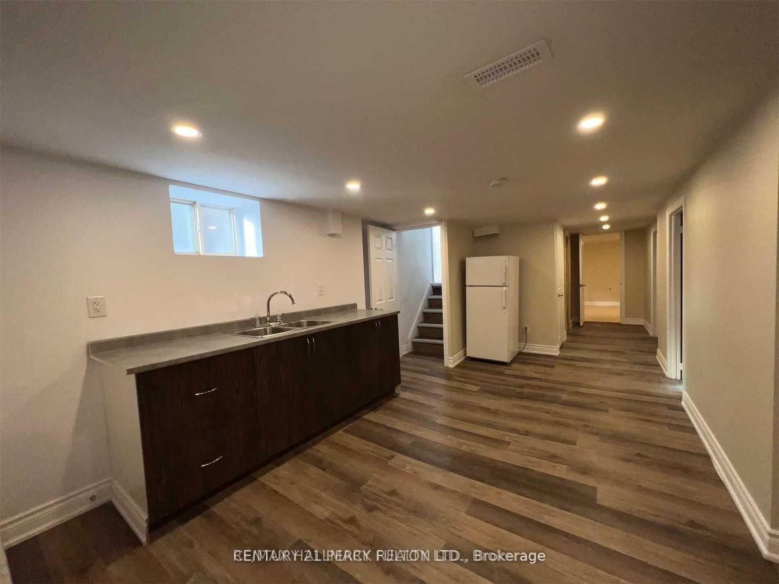 Detached House for sale at 48 Connaught Avenue, Toronto, Ontario, M2M 1G8 - Newtonbrook West - MLS: C12956298