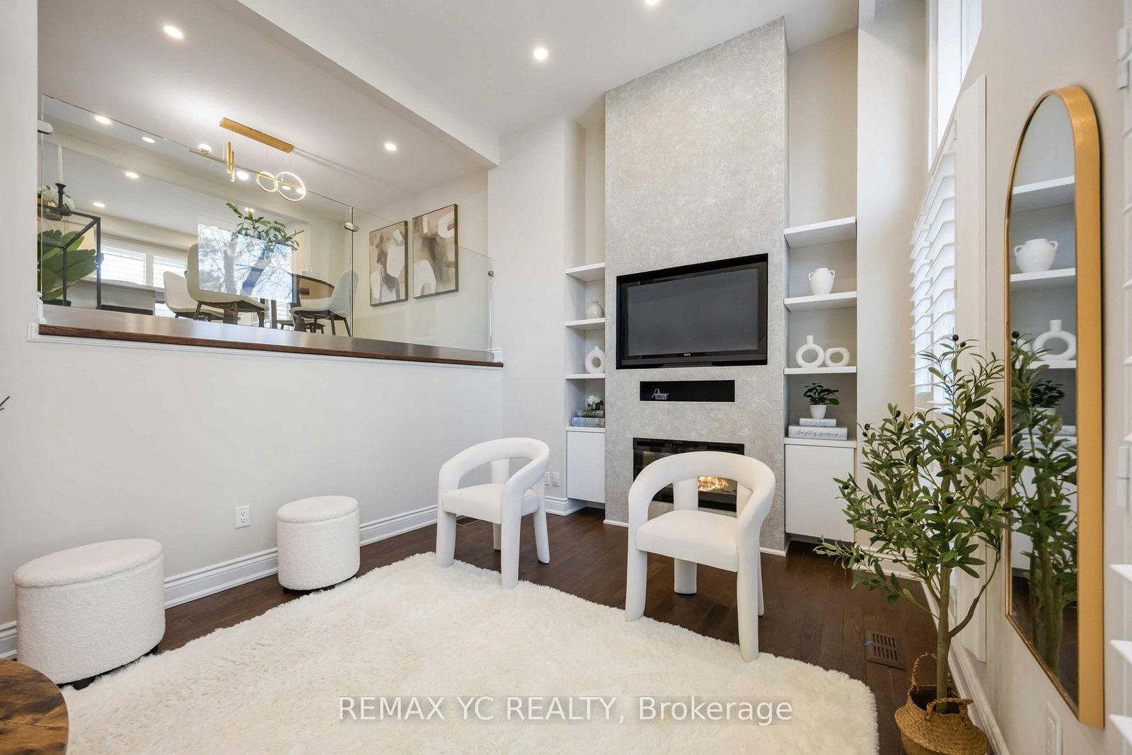 Townhouse for sale at 118 Tangle Briarway, Toronto, Ontario, M2J 2M4 - Bayview Village - MLS: C12956436