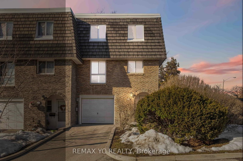 118 Tangle Briarway, Toronto, M2J 2M4 | Image 2