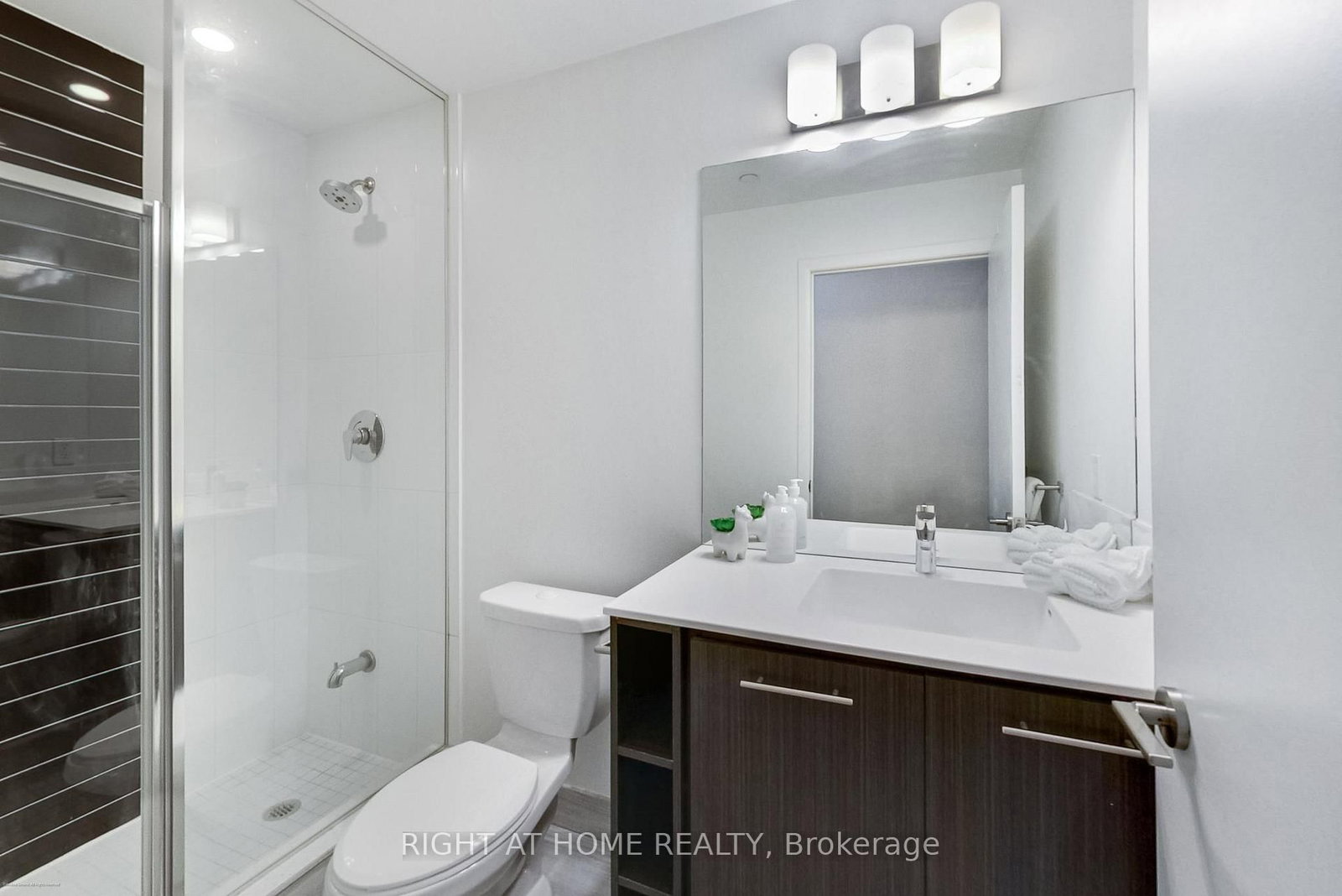 Condo for sale at 711-435 Richmond Street, Toronto, Ontario, M5V 0N1 - Waterfront Communities C1 - MLS: C12956694