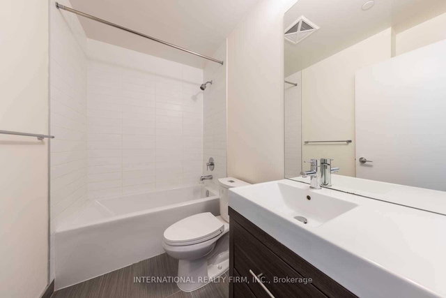 1213 - 66 Forest Manor Road