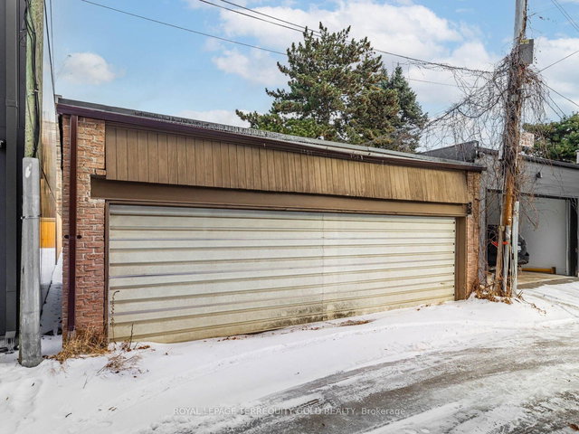 2 - 41 Summerhill Avenue