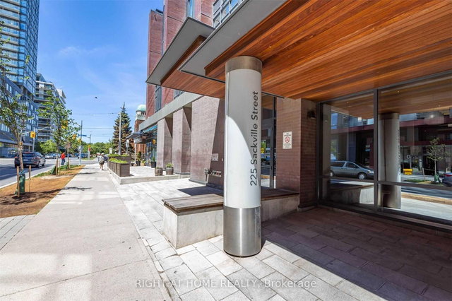 705 - 225 Sackville Street